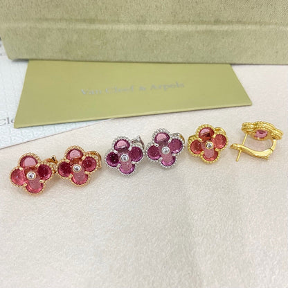 [⭐Reverie Jewels]2026 NEW  CLOVER 1 MOTIFPINK ENAMEL STUD EARRINGS WITH DIAMONDS2