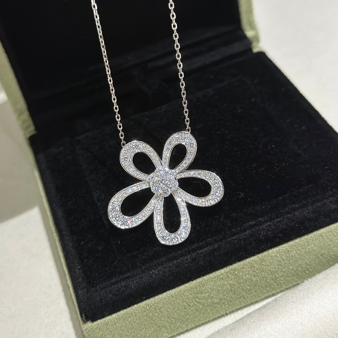 [⭐Reverie Jewels]FLOWERLACE NECKLACE FULL DIAMONDS