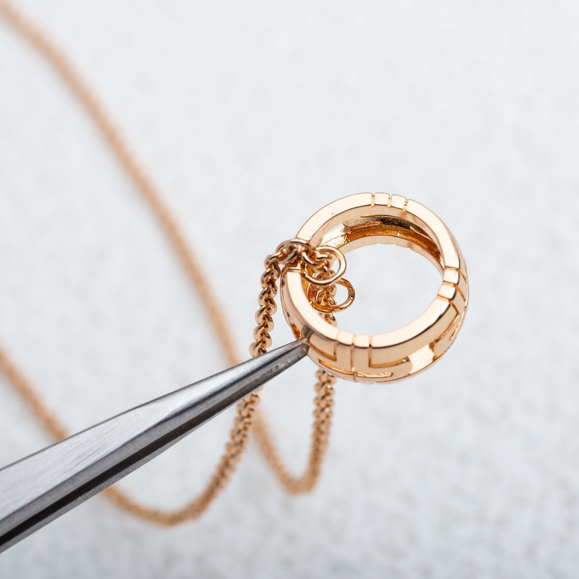 [⭐Reverie Jewels]PARENTESI NECKLACE PINK GOLD