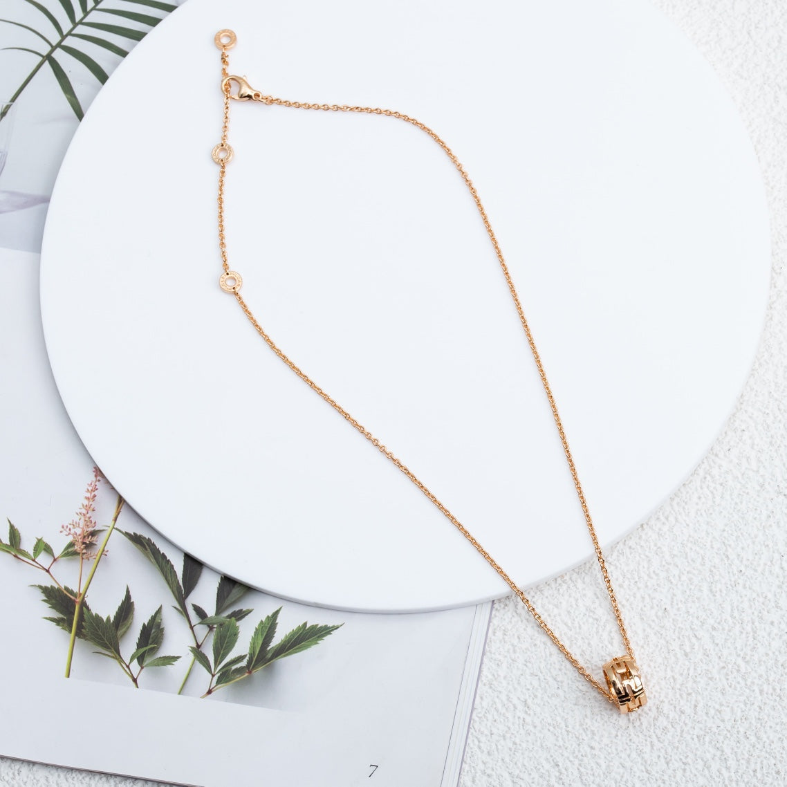 [⭐Reverie Jewels]PARENTESI NECKLACE PINK GOLD