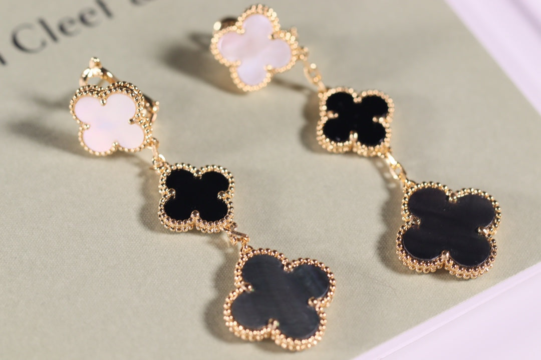 [⭐Reverie Jewels]CLOVER EARRINGS GOLD ONYX MOP 3 MOTIF