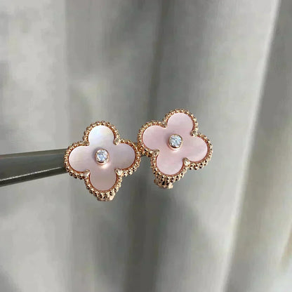 [⭐Reverie Jewels]CLOVER MEDIUM 1 MOTIFS  PINK MOP DIAMOND EARRINGS