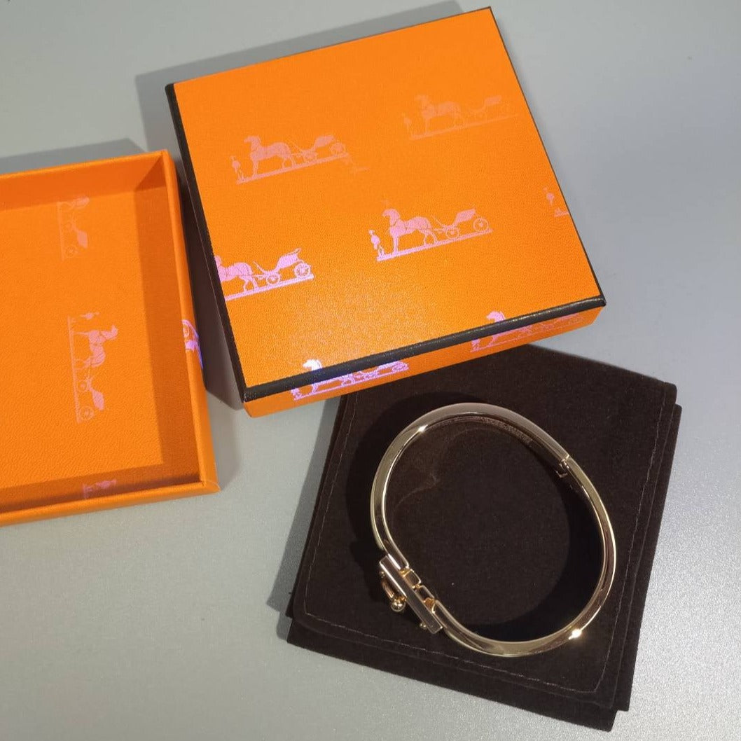 [⭐Reverie Jewels]H GREY BRACELET