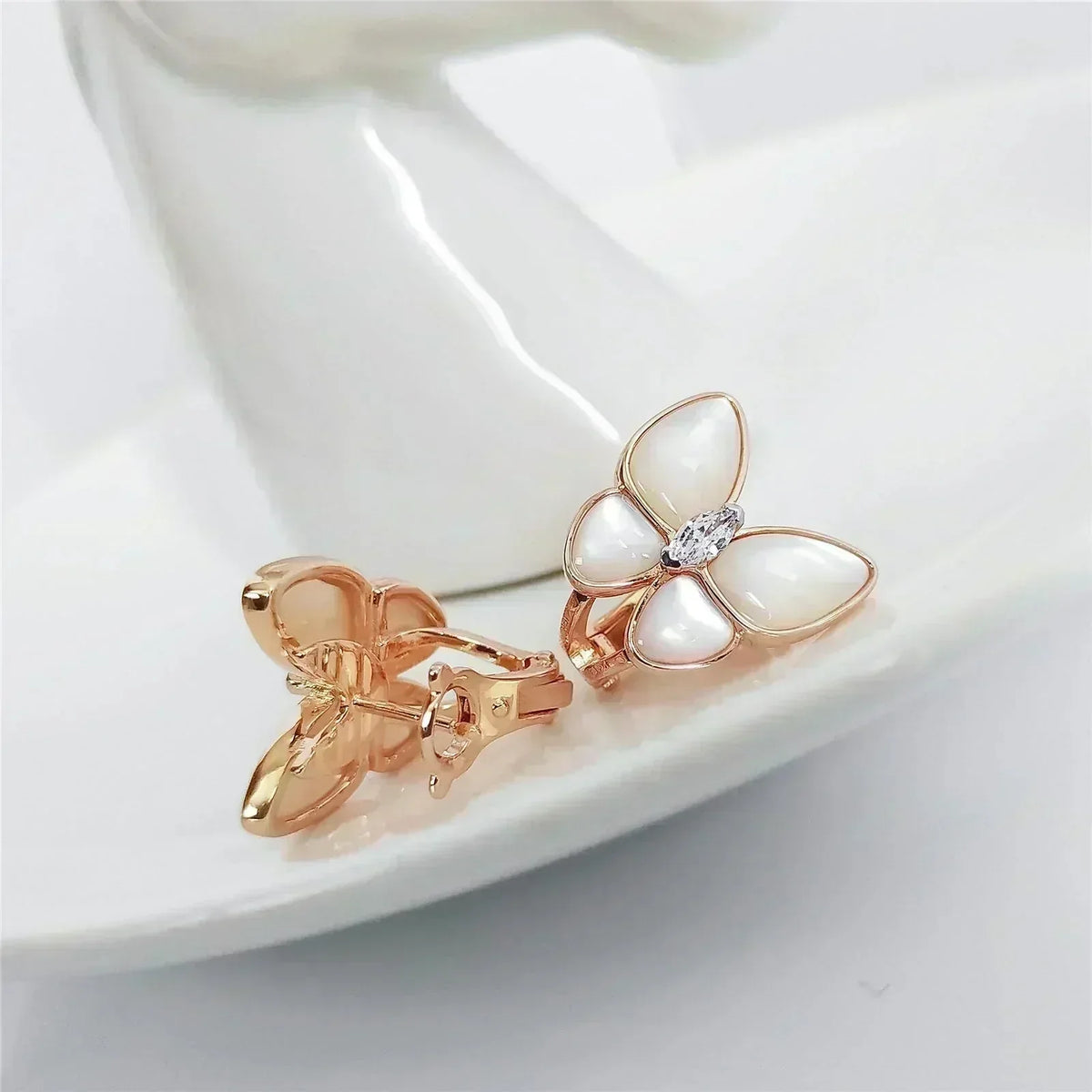 [⭐Reverie Jewels]BUTTERFLY MOP DIAMOND EARRINGS
