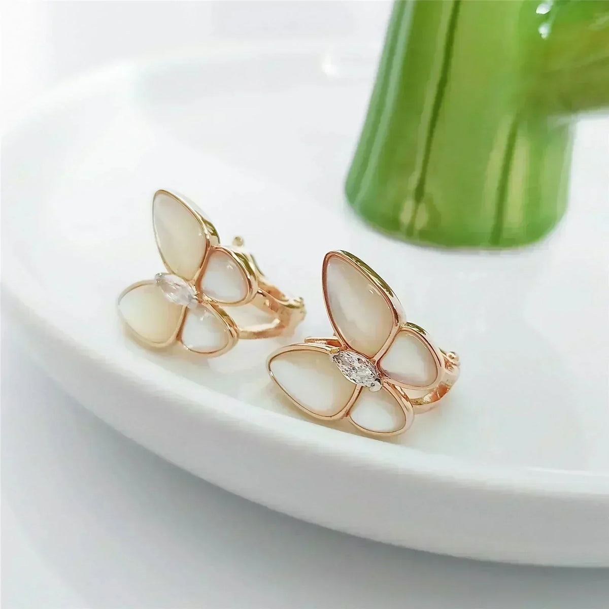 [⭐Reverie Jewels]BUTTERFLY MOP DIAMOND EARRINGS