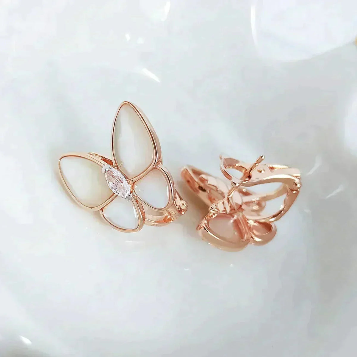 [⭐Reverie Jewels]BUTTERFLY MOP DIAMOND EARRINGS