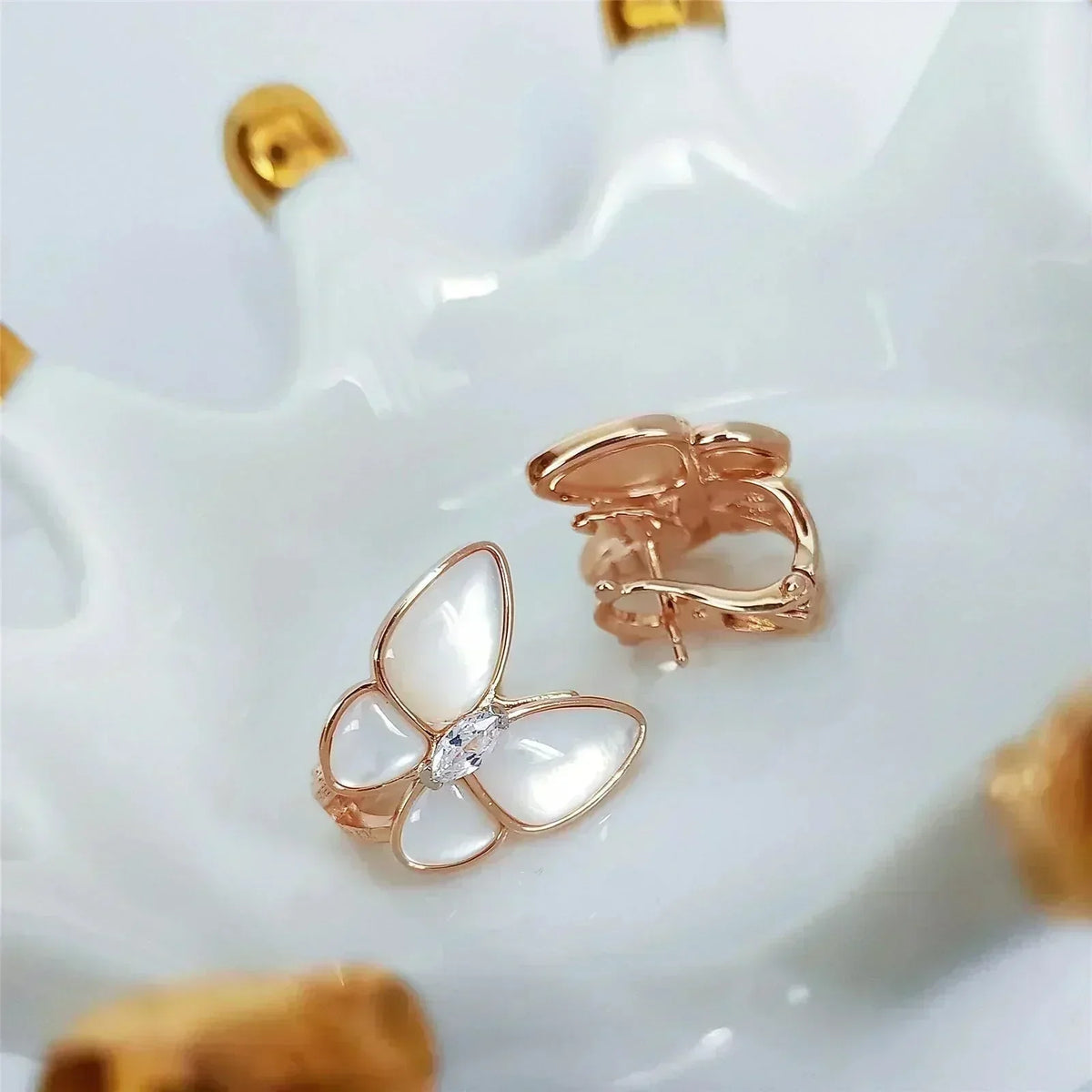 [⭐Reverie Jewels]BUTTERFLY MOP DIAMOND EARRINGS