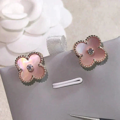 [⭐Reverie Jewels]CLOVER MEDIUM 1 MOTIFS  PINK MOP DIAMOND EARRINGS