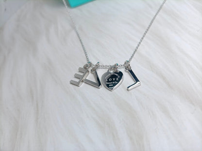 [Reverie Jewels]LOVE TEXT PEDANT NECKLACE