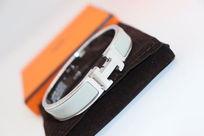 [⭐Reverie Jewels]H LIGHT BLUE BRACELET