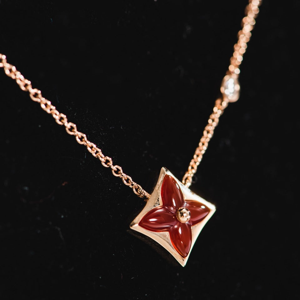 [⭐Reverie Jewels]STAR NECKLACE PINK GOLD 1 DIAMOND