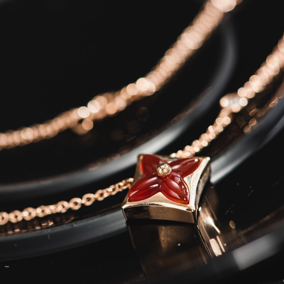 [⭐Reverie Jewels]STAR NECKLACE PINK GOLD 1 DIAMOND