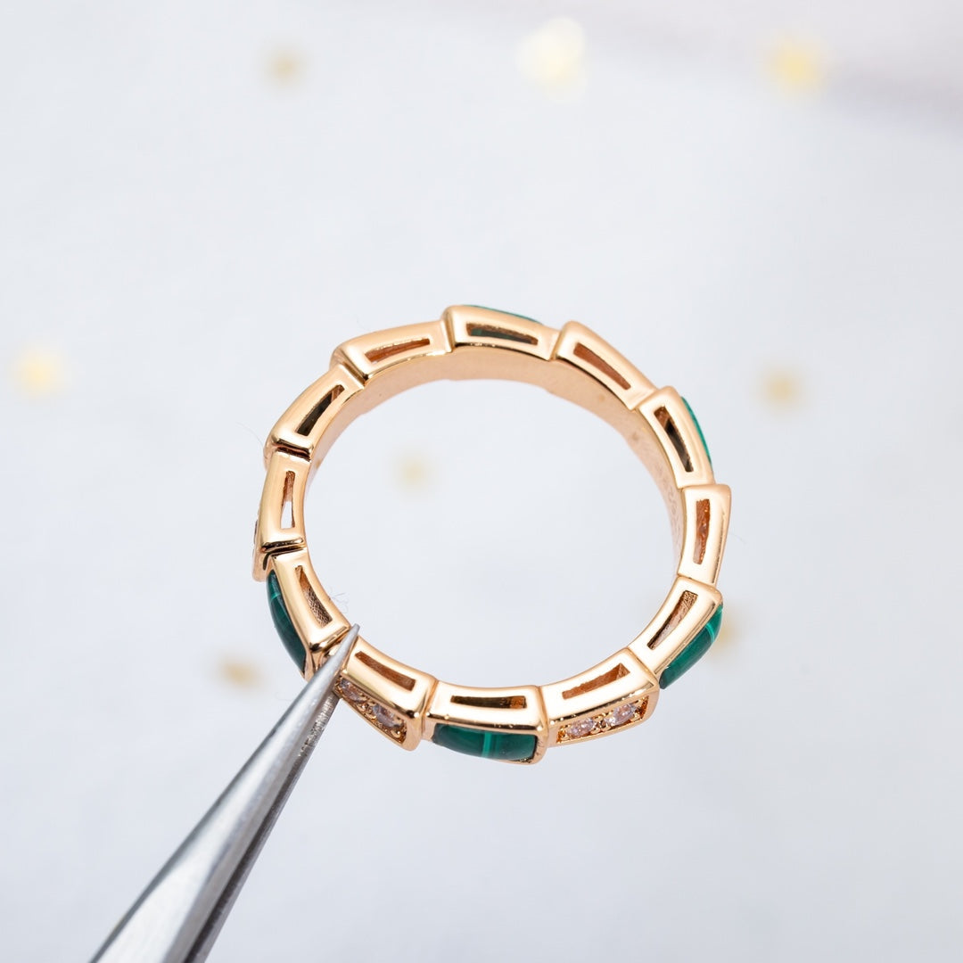 [⭐Reverie Jewels]SERPENTI RING PINK GOLD MALACHITE DIAMOND 3MM
