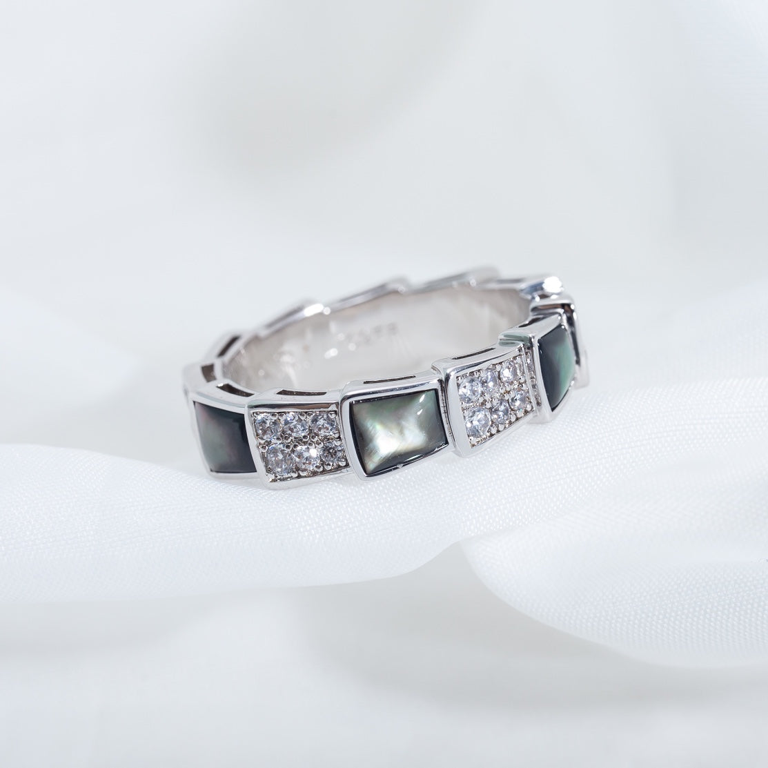 [⭐Reverie Jewels]SERPENTI RING SILVER DIAMOND BLACK MOP 4MM