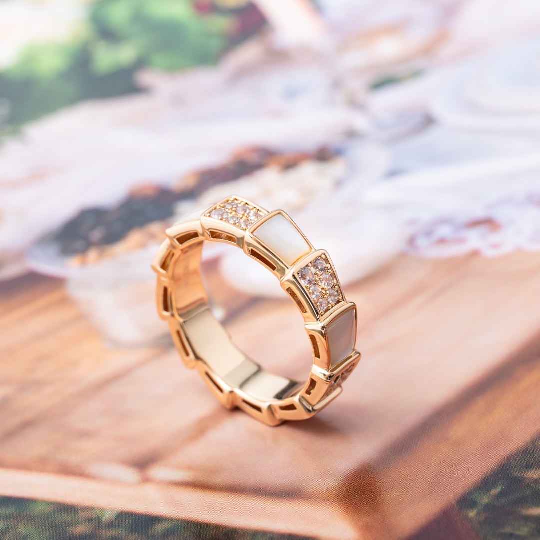 [⭐Reverie Jewels]SERPENTI RING PINK GOLD MOP DIAMOND PAVED 4MM