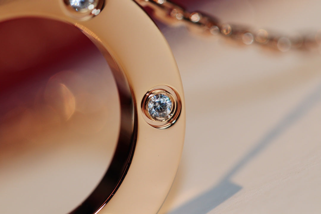 [⭐Reverie Jewels]LOVE NECKLACE 16MM 6 DIAMONDS PINK GOLD