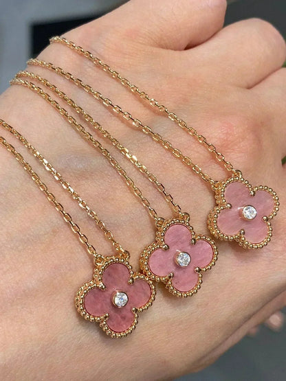 [⭐Reverie Jewels]CLOVER 15MM DIAMOND RHODONITE NECKLACE