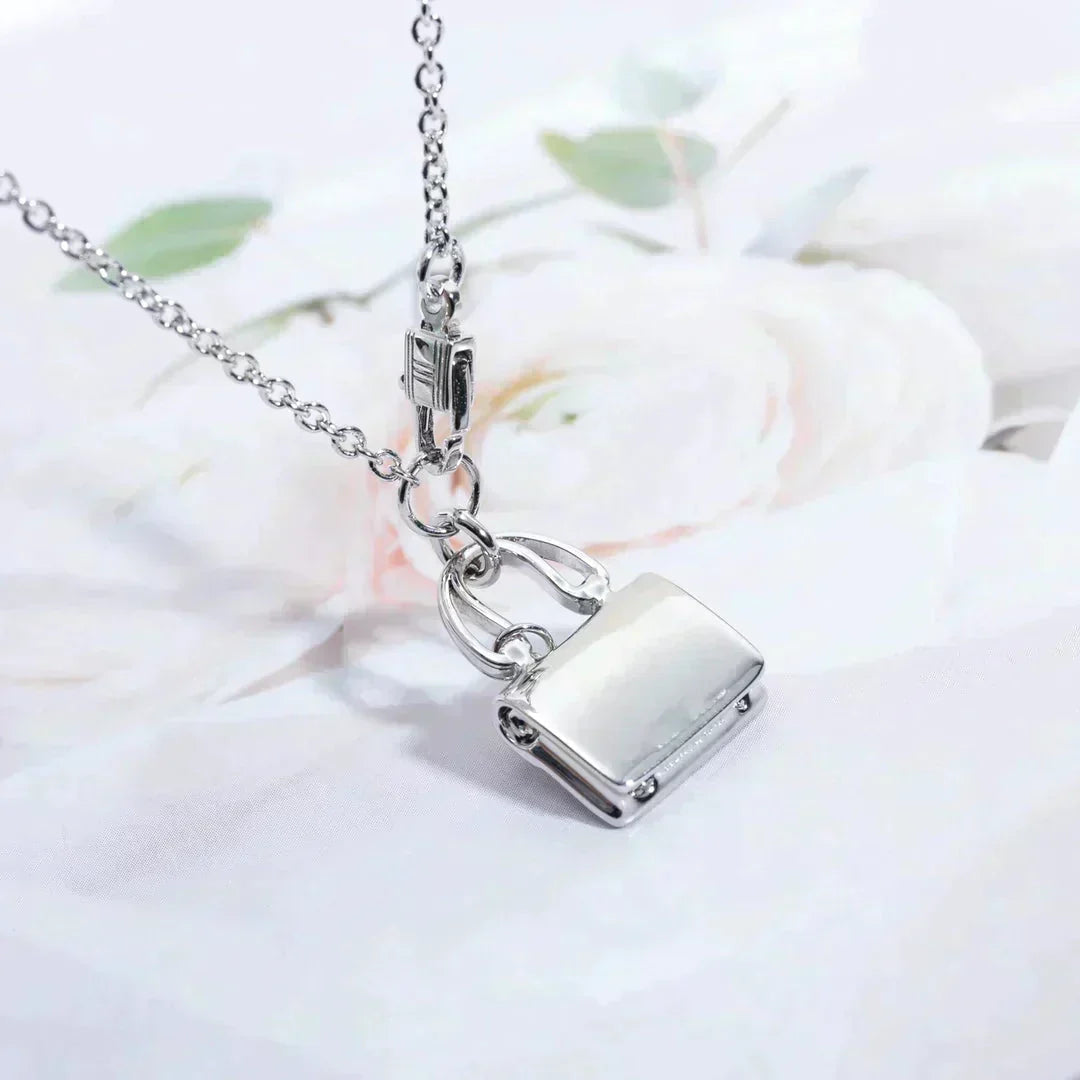 [⭐Reverie Jewels]AMULETTE PEDANT SILVER NECKLACE