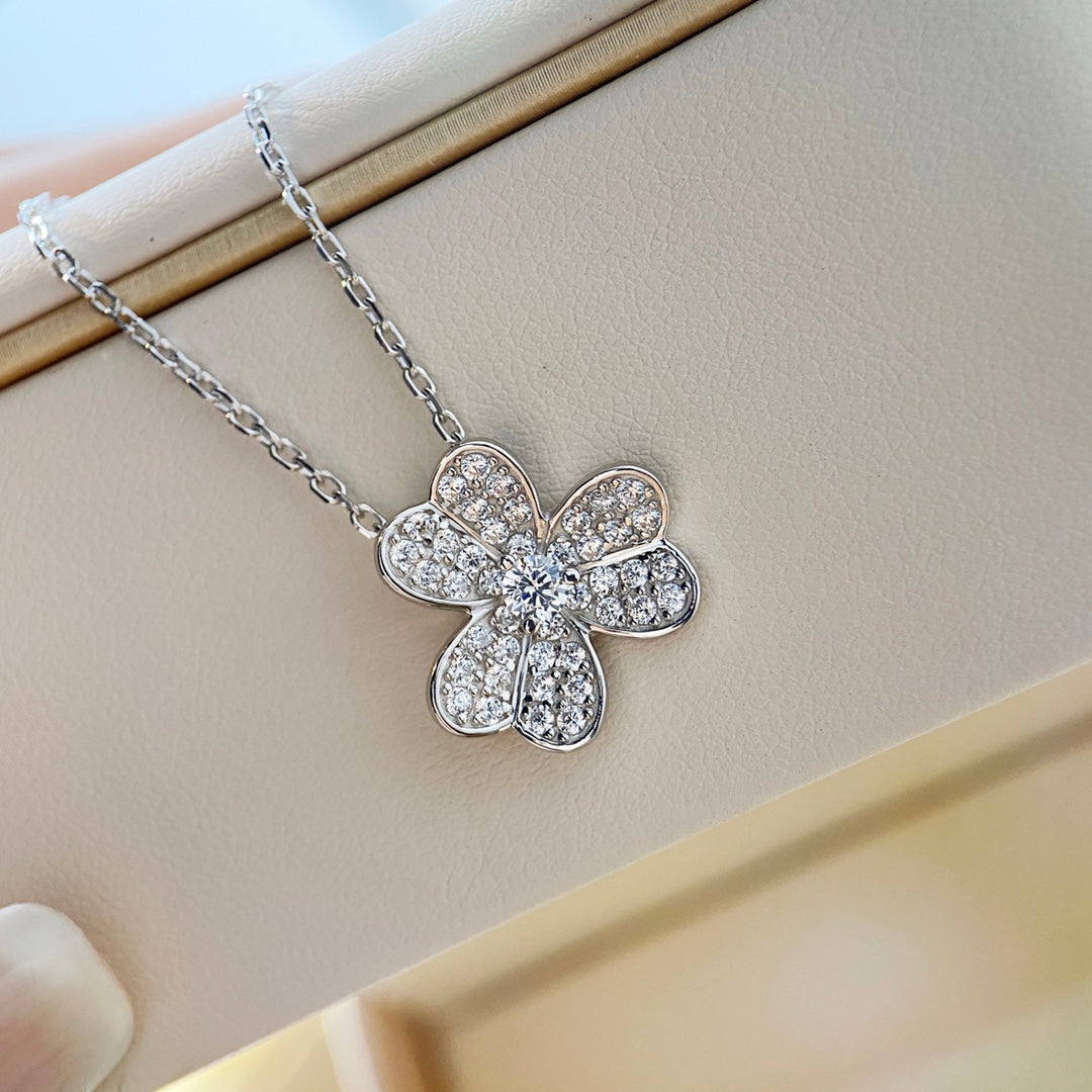 [⭐Reverie Jewels]CLOVER DIAMOND NECKLACE SILVER