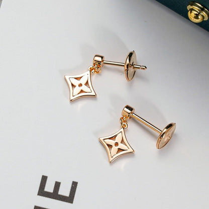 [⭐Reverie Jewels]STAR EARRINGS GOLD