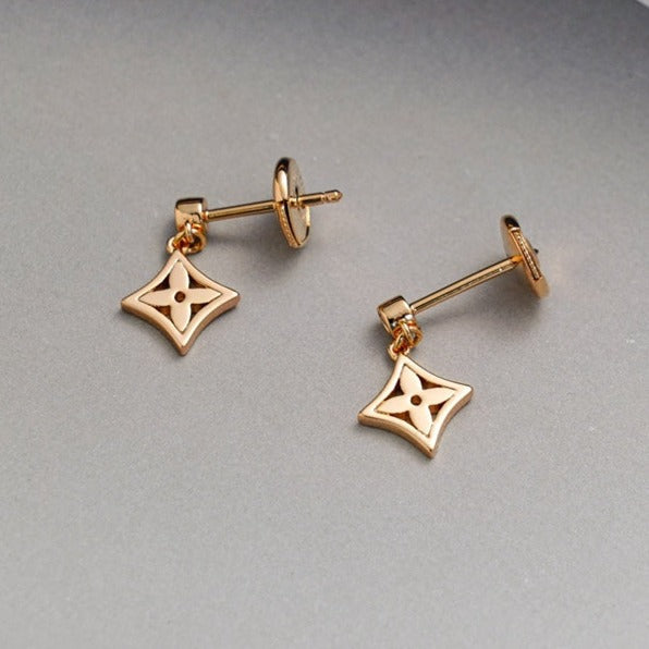 [⭐Reverie Jewels]STAR EARRINGS GOLD