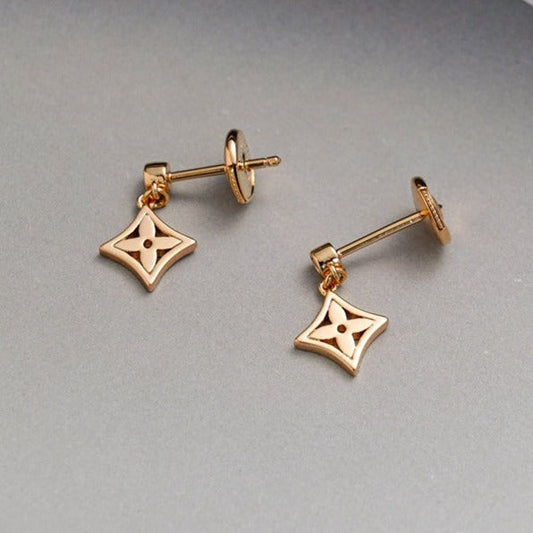 [⭐Reverie Jewels]STAR EARRINGS GOLD