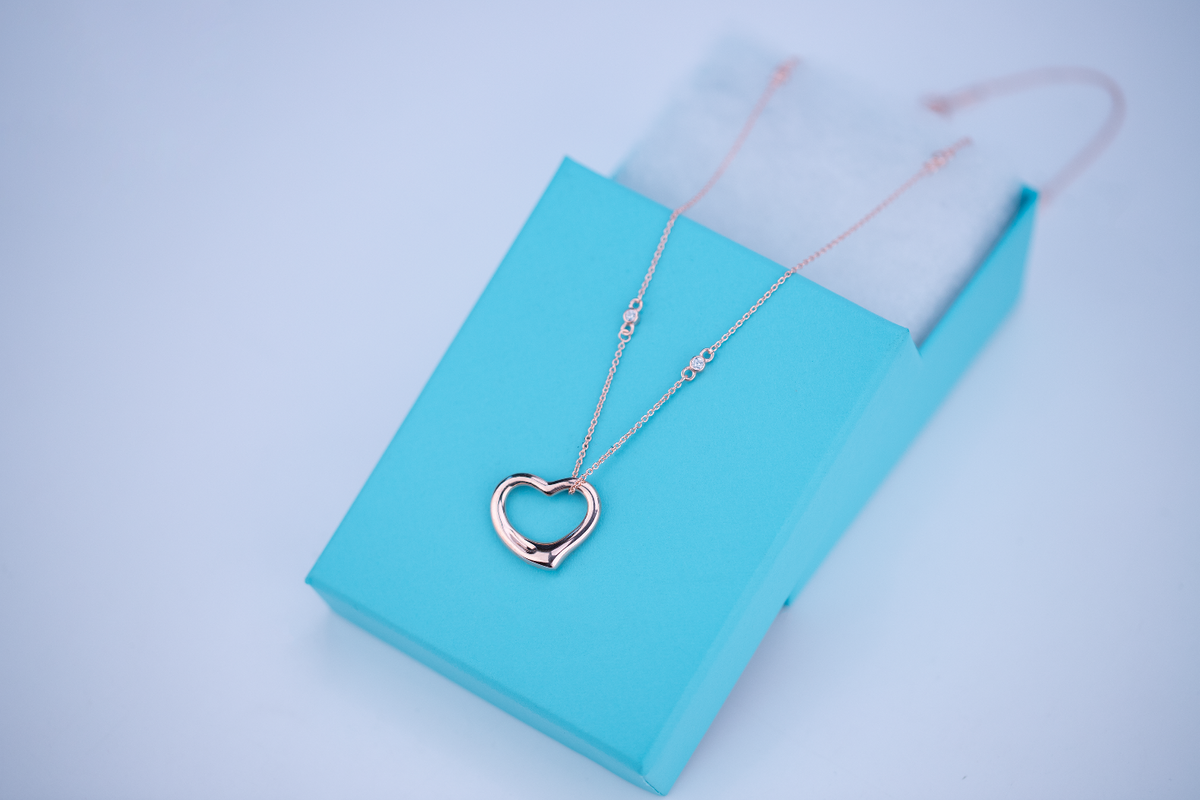 [Reverie Jewels]OPEN HEART PEDANT PINK GOLD NECKLACE