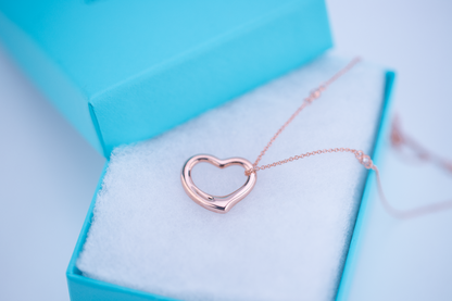 [Reverie Jewels]OPEN HEART PEDANT PINK GOLD NECKLACE