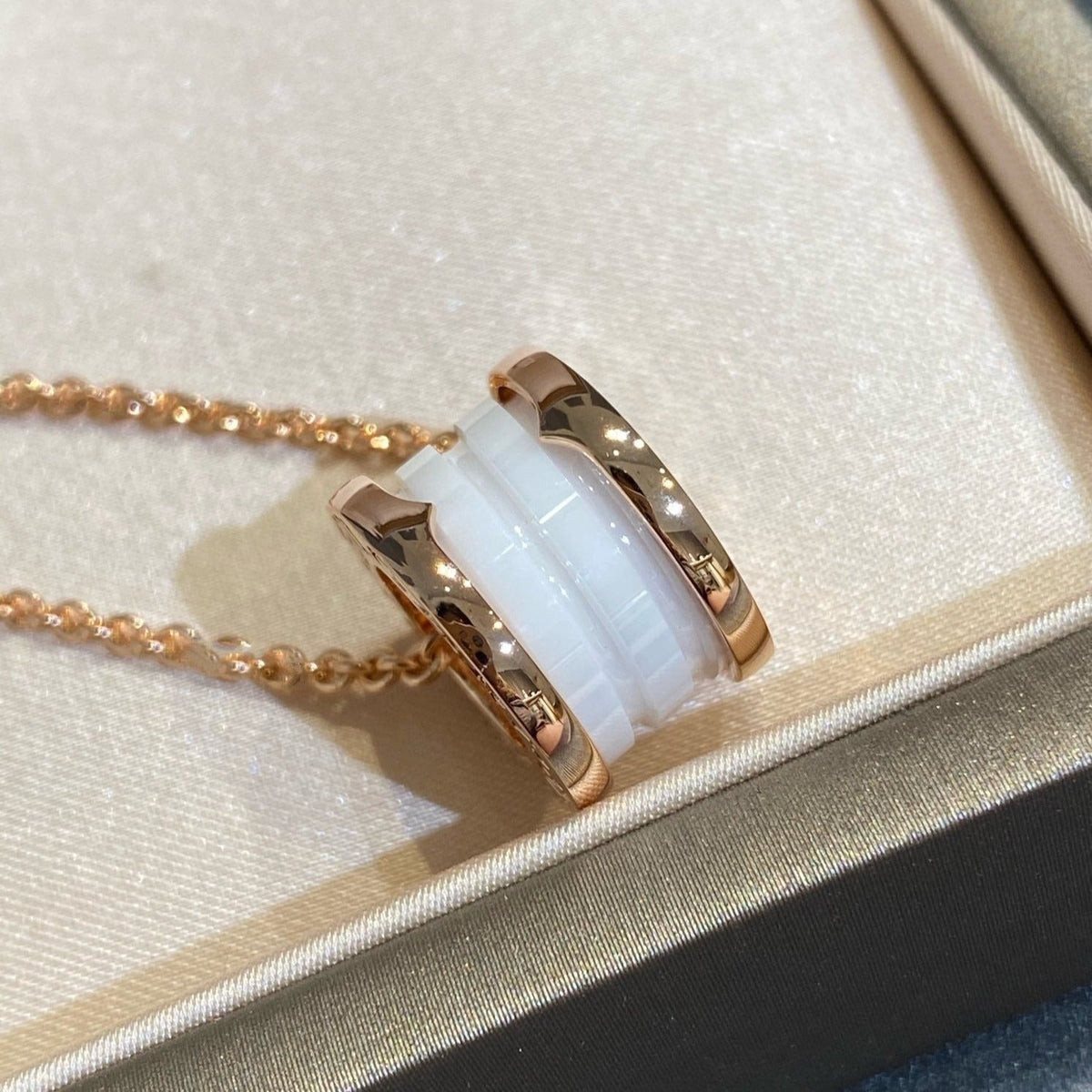 [⭐Reverie Jewels]ZERO 1 WHITE CERAMIC PINK GOLD NECKLACE