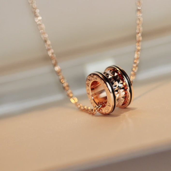 [⭐Reverie Jewels]ZERO 1 ROCK PEDANT PINK GOLD BLACK NECKLACE