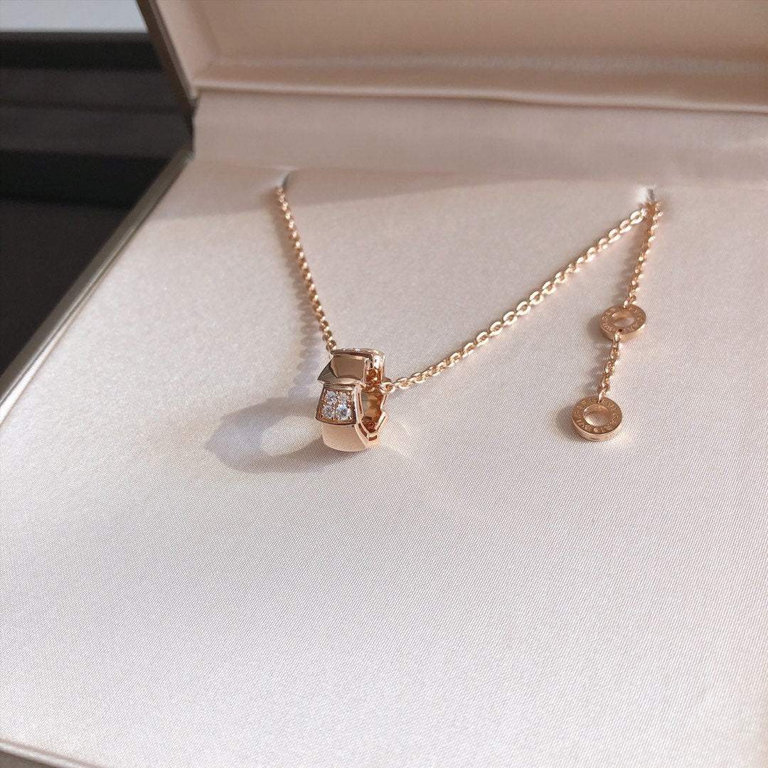 [⭐Reverie Jewels]SERPENTI PEDANT DIAMOND PINK GOLD NECKLACE