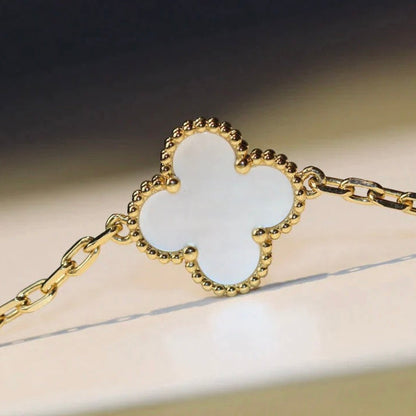 [⭐Reverie Jewels]CLOVER 20 MOTIFS WHITE MOP NECKLACE