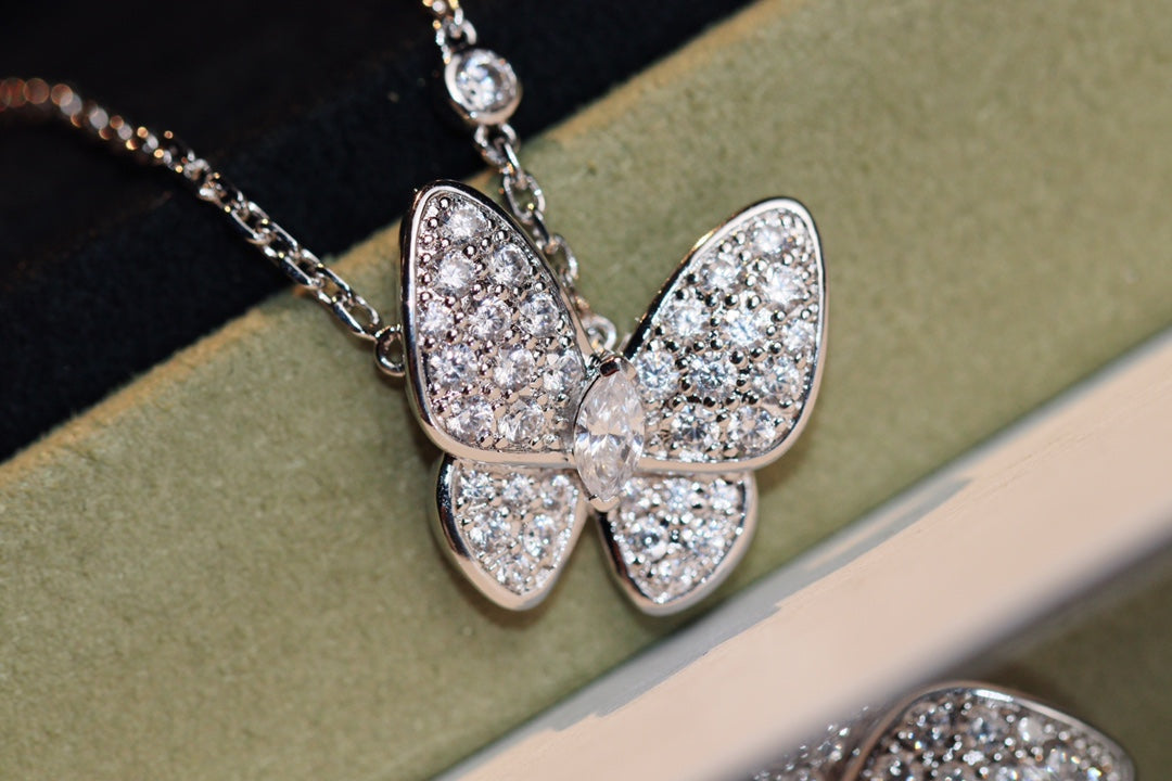 [⭐Reverie Jewels]BUTTERFLY DIAMOND NECKLACE