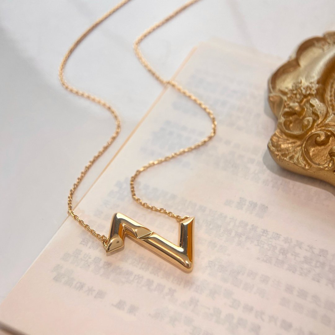 [⭐Reverie Jewels]VOLTE UPSIDE DOWN NECKLACE