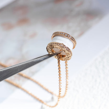 [⭐Reverie Jewels]ZERO 1 WHITE CERAMIC PINK GOLD DIAMOND NECKLACE