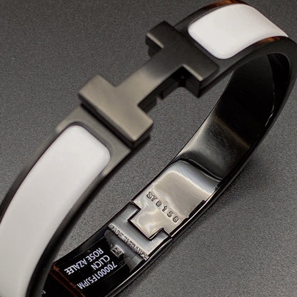 [⭐Reverie Jewels]H BRACELET 12MM BLACK WHITE CERAMIC