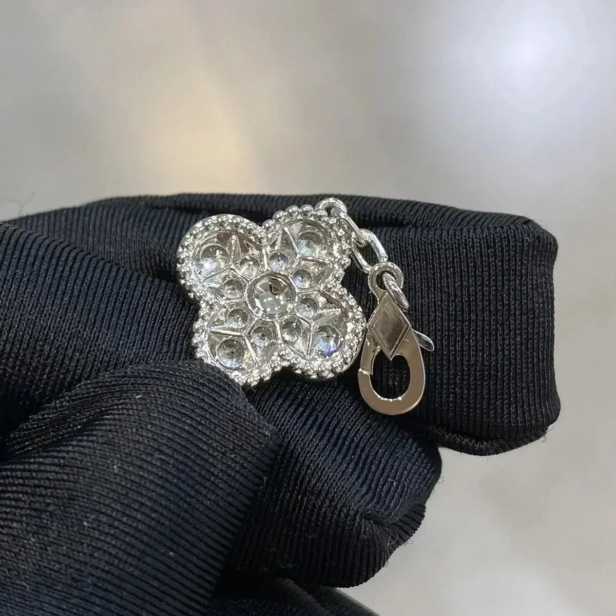 [⭐Reverie Jewels] CLOVER 5 MOTIF FULL DIAMOND BRACELET COLLECTION