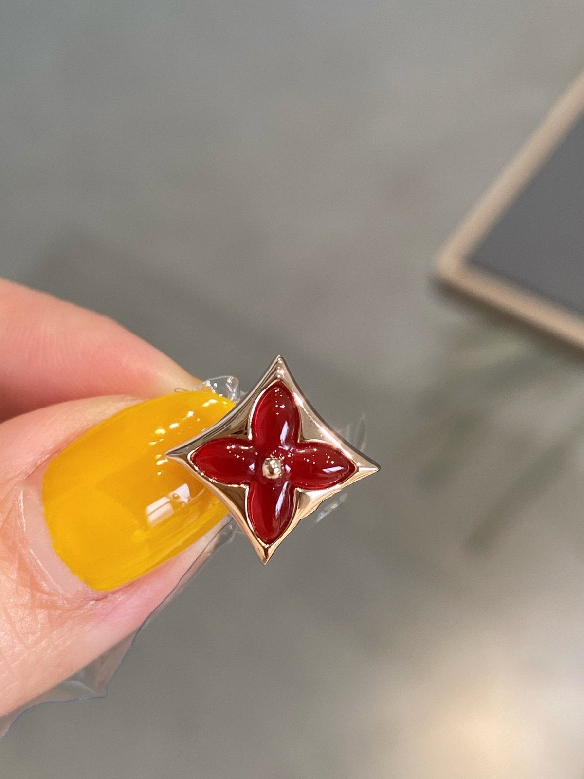 [⭐Reverie Jewels]STAR AND SUN PINK GOLD CARNELIAN STUD EARRINGS