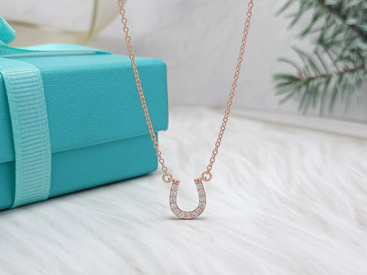 [Reverie Jewels]U PEDANT DIAMOND NECKLACE
