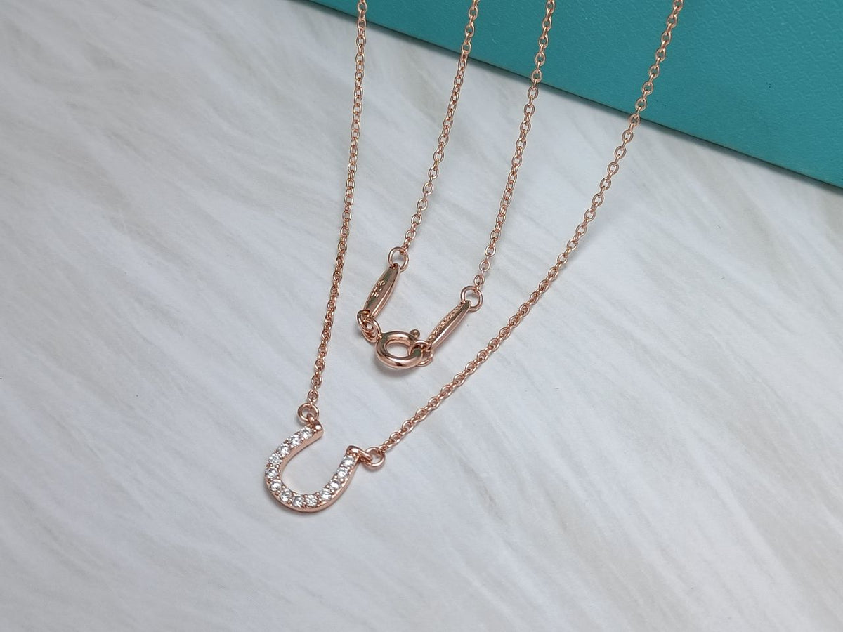 [Reverie Jewels]U PEDANT DIAMOND NECKLACE