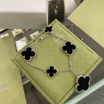 [⭐Reverie Jewels]CLOVER 5 MOTIFS SIVLER ONYX BRACELET