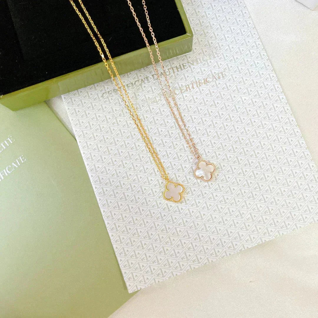 [⭐Reverie Jewels]CLOVER MINI 9.5MM WHITE MOTHER-OF-PEARL NECKLACE