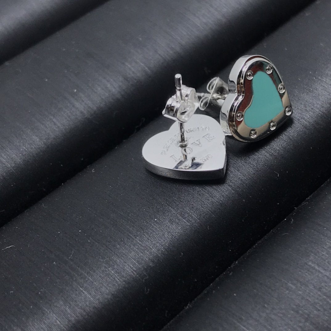 [Reverie Jewels]HEART STUD SILVER EARRINGS