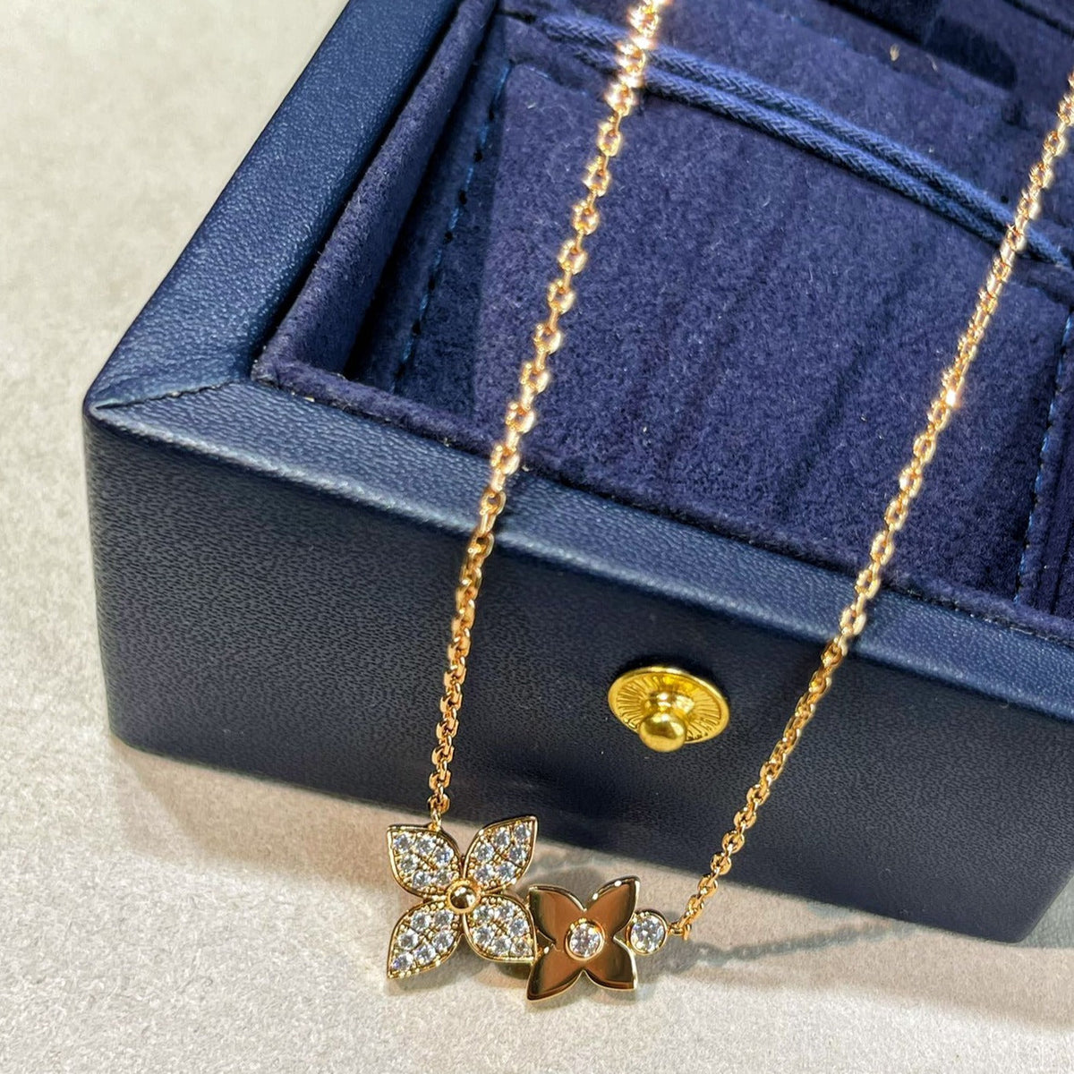 [⭐Reverie Jewels]STAR BLOSSOM NECKLACE PINK GOLD DIAMONDS
