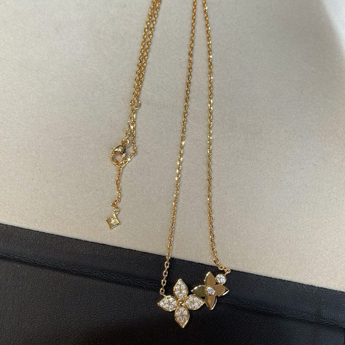 [⭐Reverie Jewels]STAR BLOSSOM NECKLACE PINK GOLD DIAMONDS