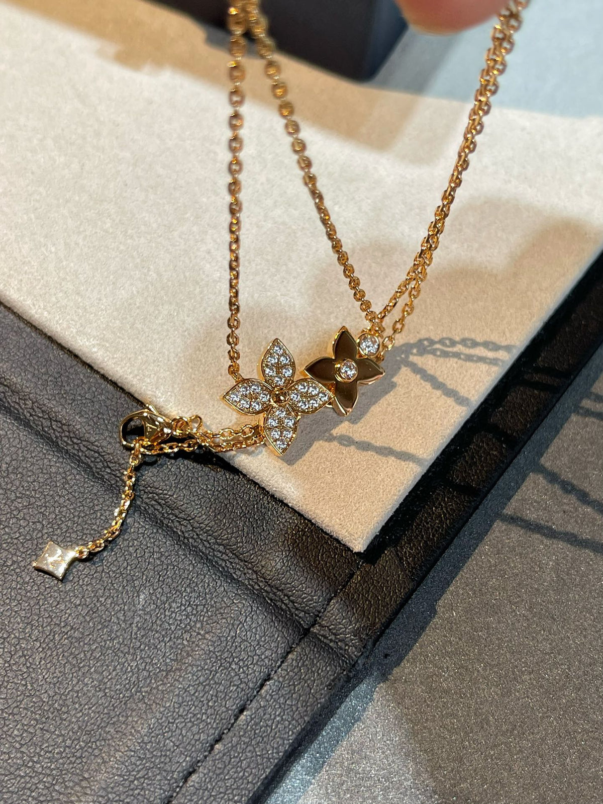 [⭐Reverie Jewels]STAR BLOSSOM NECKLACE PINK GOLD DIAMONDS