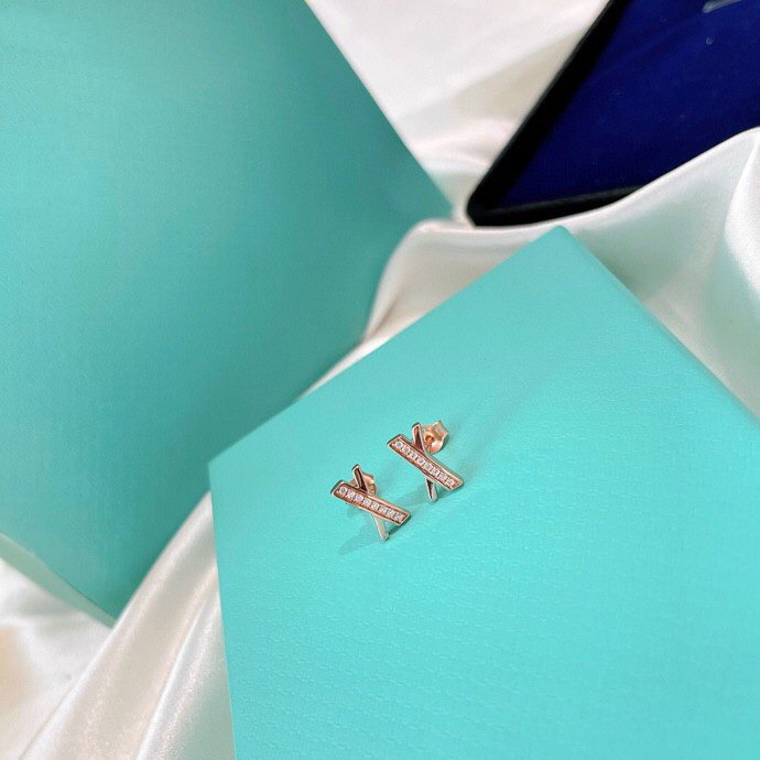 [Reverie Jewels]X EARRINGS ROSE GOLD DIAMONDS