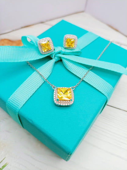 [Reverie Jewels]SPARKLERS CITRINE GEMSTONE PENDANT NECKLACE STERLING SILVER