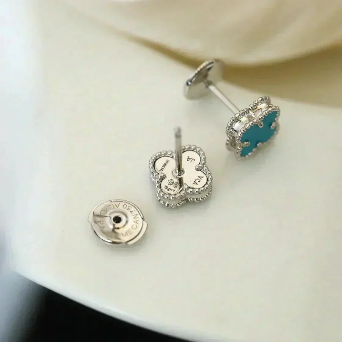 [⭐Reverie Jewels]CLOVER MINI 9.5MM ONYX STUD EARRINGS SILVER