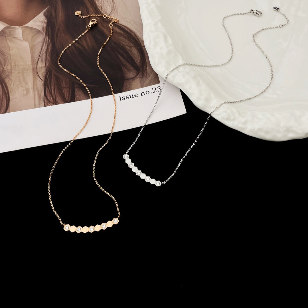 [⭐Reverie Jewels]BEE MY LOVE DIAMOND NECKLACE